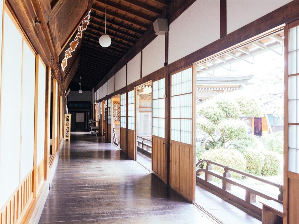 Готель Koyasan Shukubo Jokiin Екстер'єр фото