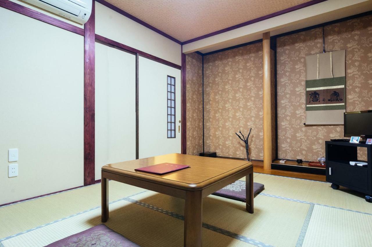 Готель Koyasan Shukubo Jokiin Екстер'єр фото